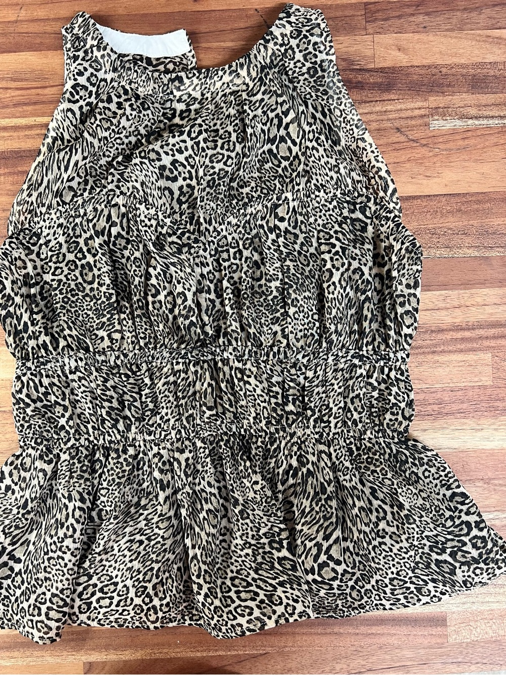 NWOT never used Old Navy Leopard Print Sleeveless Ruffle Blouse - Beige & Black